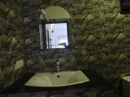 Bed & Breakfast Asantha Guest House