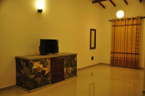 Bed & Breakfast Asantha Guest House