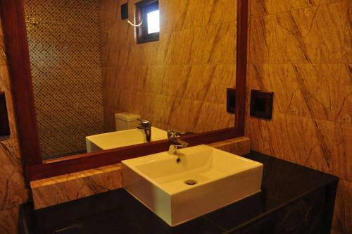 Bed & Breakfast Asantha Guest House