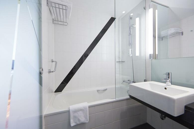 Hotel Holiday Inn Zurich Messe