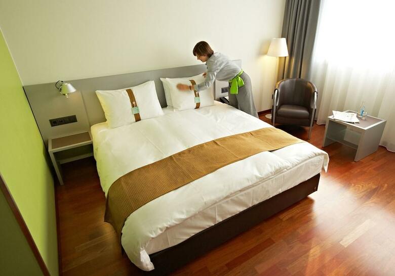 Hotel Holiday Inn Zurich Messe