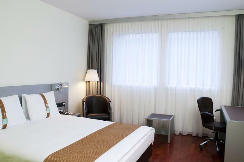 Hotel Holiday Inn Zurich Messe