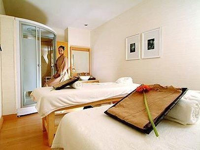 Hotel Bandara Suites Silom Bangkok
