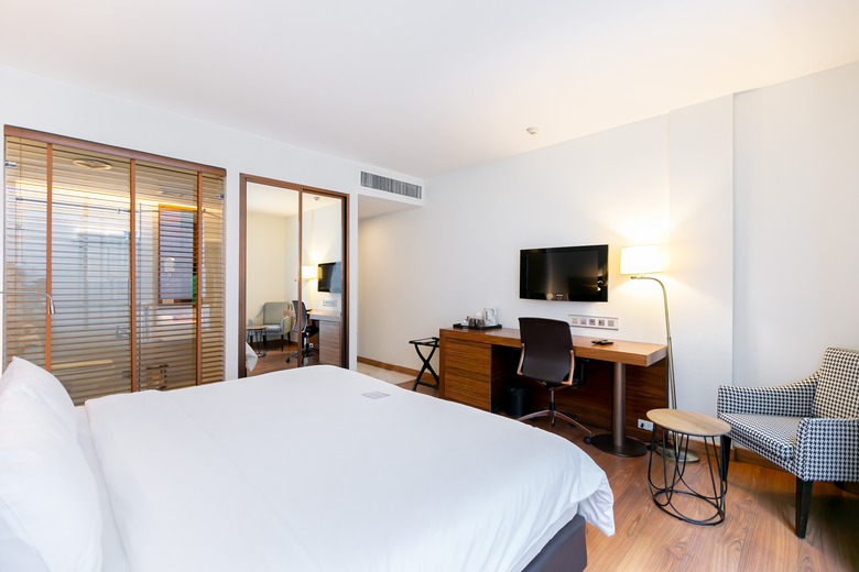 Sacha's Hotel Uno