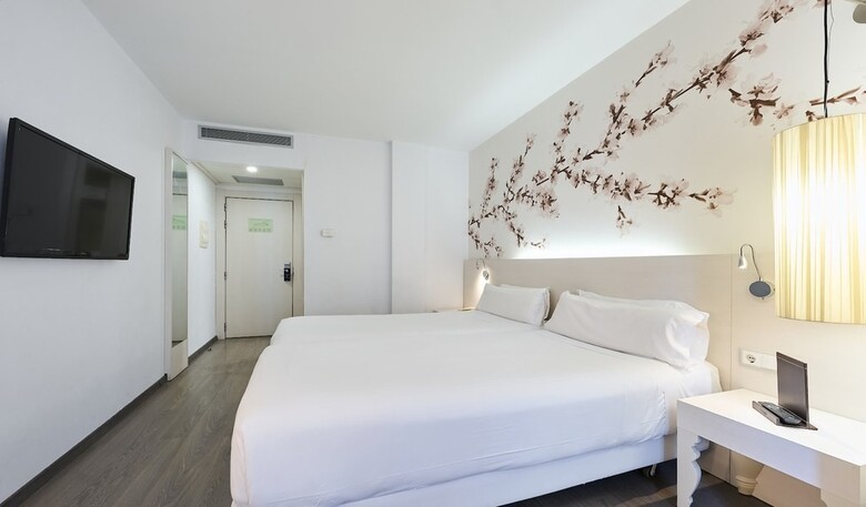 Hotel Catalonia La Boquer�a