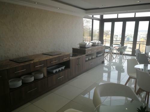 Hotel Eagle Nest Luxury Accommodation