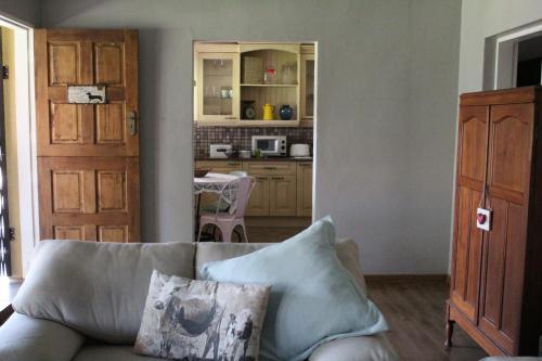 Hostal Raintree Guest House