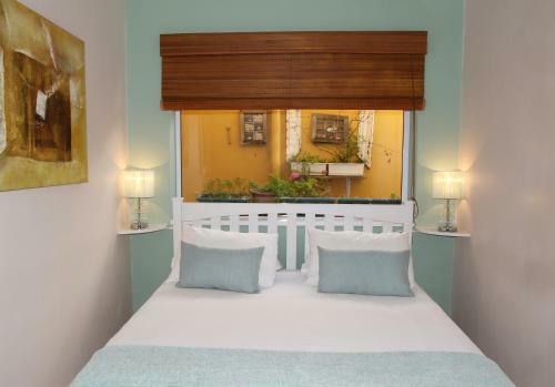 Bed & Breakfast Dolphin Inn Guesthouse