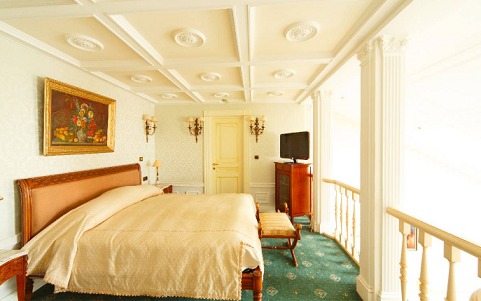 Taleon Imperial Hotel