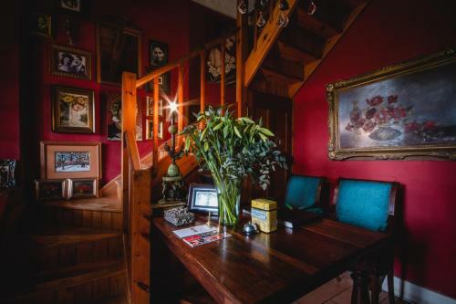 Hostal Cypress Cottage Guest House