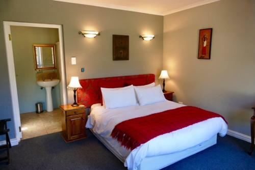 Hostal Auberge La Dauphine Guest House