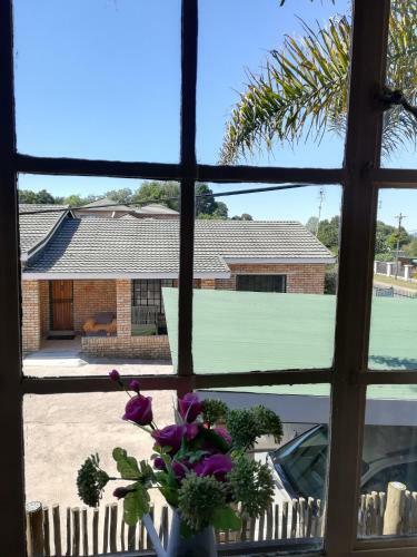 Hostal Autumn Breeze Manor And Lodge B&B