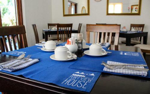 Hostal Port View Guest House