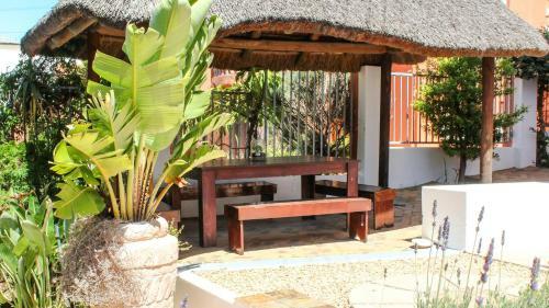 Hostal Port View Guest House