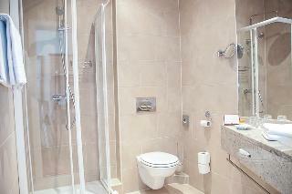 Pension Opera Suites