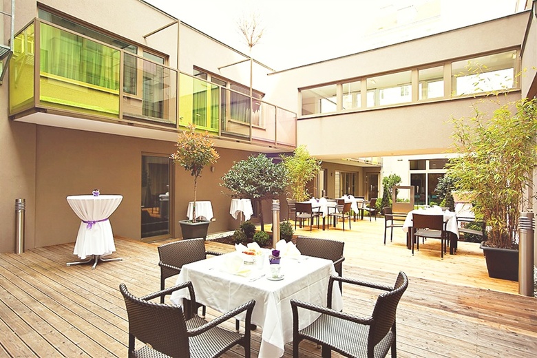 Hotel Pakat Suites