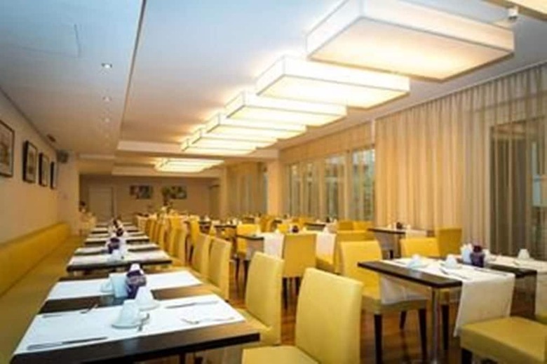 Hotel Pakat Suites