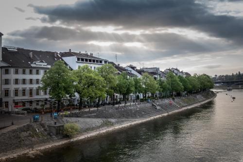 East-west Riverside Hotel Basel