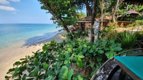 Hotel Tingrai Bay Resort