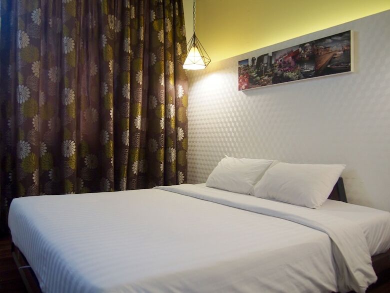 Hotel Retroasis