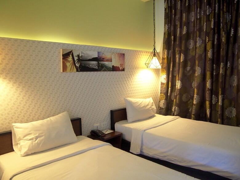 Hotel Retroasis