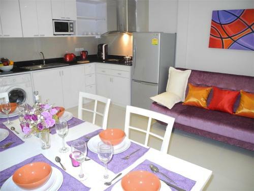 Kata Plaza 1 Bedroom Centrical Apartment