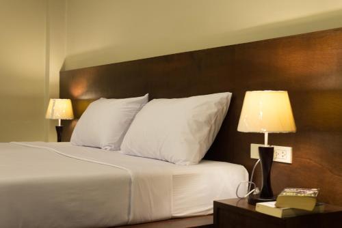 Hostal Greenleaf Hostel
