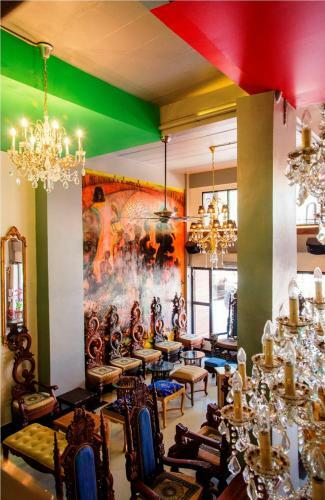 Khunsri Resort Art Boutique Hotel