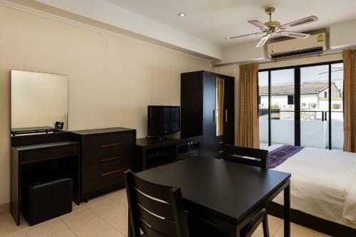 Hostal The Classroom Hotel