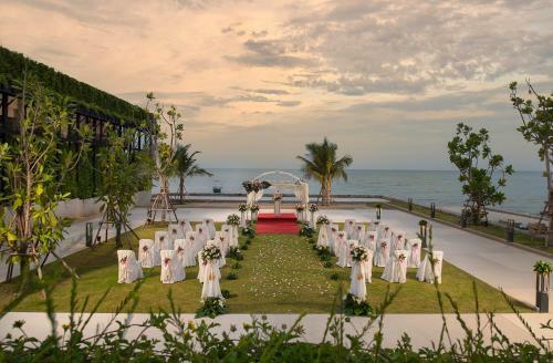 Hotel Avani+ Hua Hin Resort