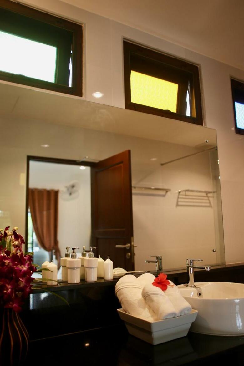 Hotel Arthaya Villas
