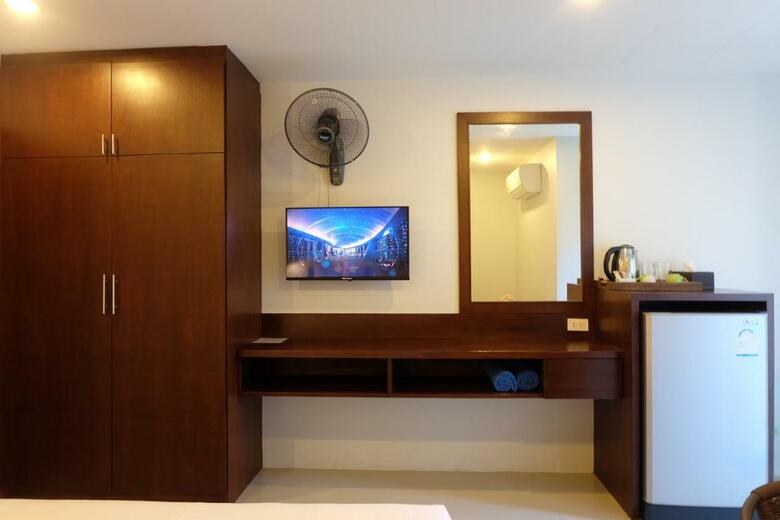 3b Apartment