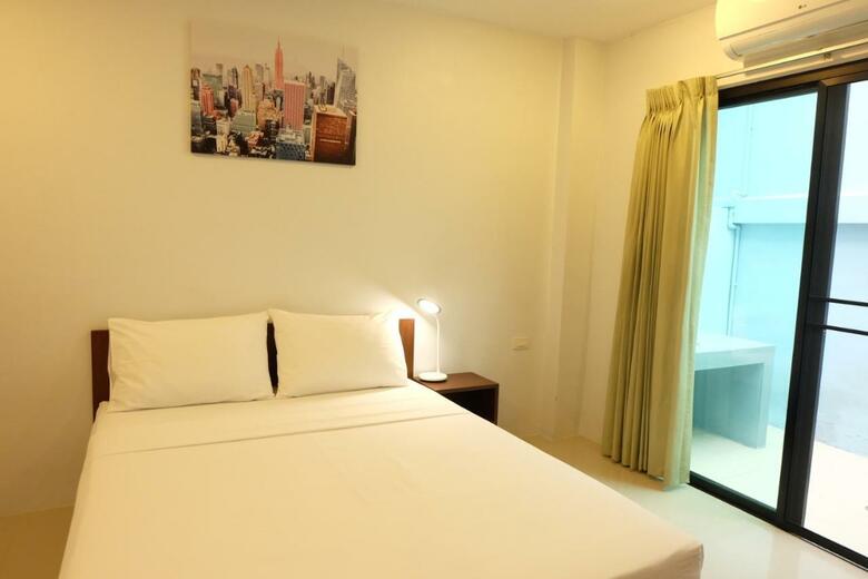 3b Apartment
