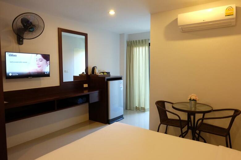 3b Apartment