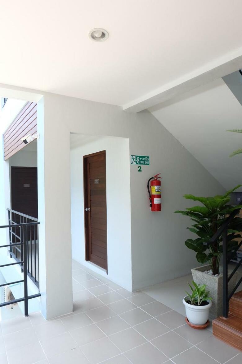 3b Apartment