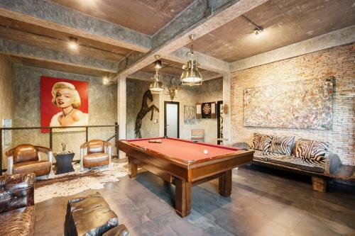 Riverside Luxury Pool Villa 88 Place Chiang Mai