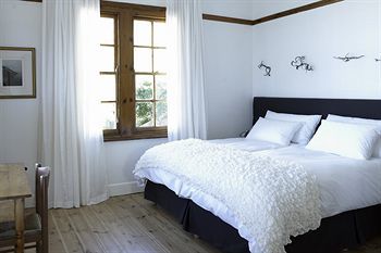 Hotel Chartfield Guesthouse