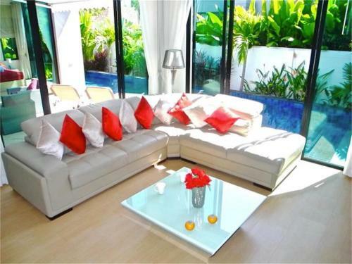 Baan Bua Nai Harn 3 Bedrooms Villa