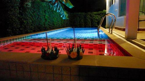 Villa A Cozy House With A Swimming Pool