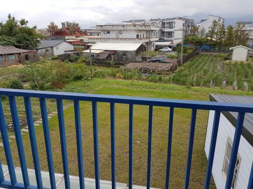 Hostal Chaopingjia Fengge Guesthouse