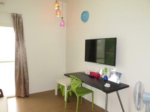 Hostal Chaopingjia Fengge Guesthouse