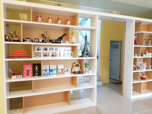 Hostal Chaopingjia Fengge Guesthouse