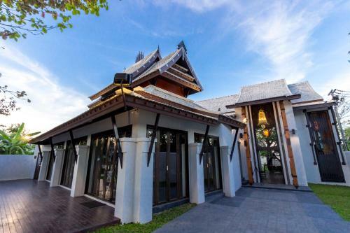 Hotel Jamadevi Lamphun