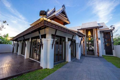Hotel Jamadevi Lamphun