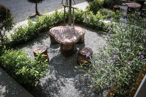 Bed & Breakfast Yellow House Rayong