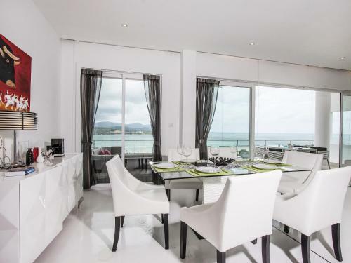 Bophut View Penthouse 3-bed Apartment