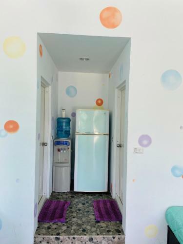 J Lin Hostel