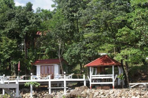 Hotel Oon Lee Bungalows