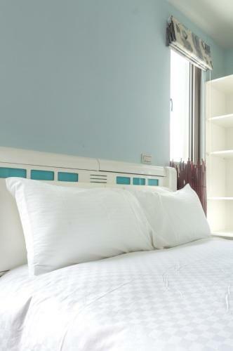 Jhongshan Building Bed And Breakfast