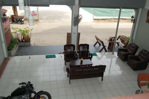 Sea & Sand Hotel